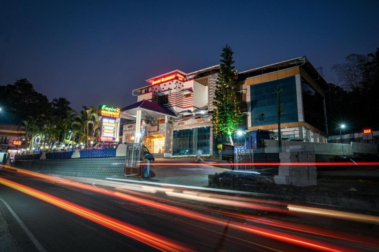 Empire Residency Hotel Тирувала Екстериор снимка